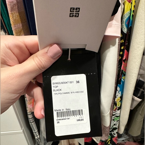 Givenchy Asymmetric-hem T-shirt - Picture 7 of 7